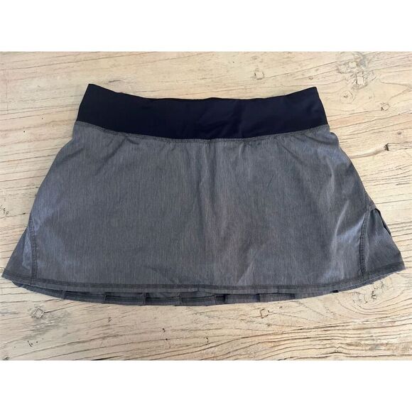 Lululemon Women's Pleated Pace Setter Skirt Size 8 Gray with Built-in Shorts - Picture 3 of 8